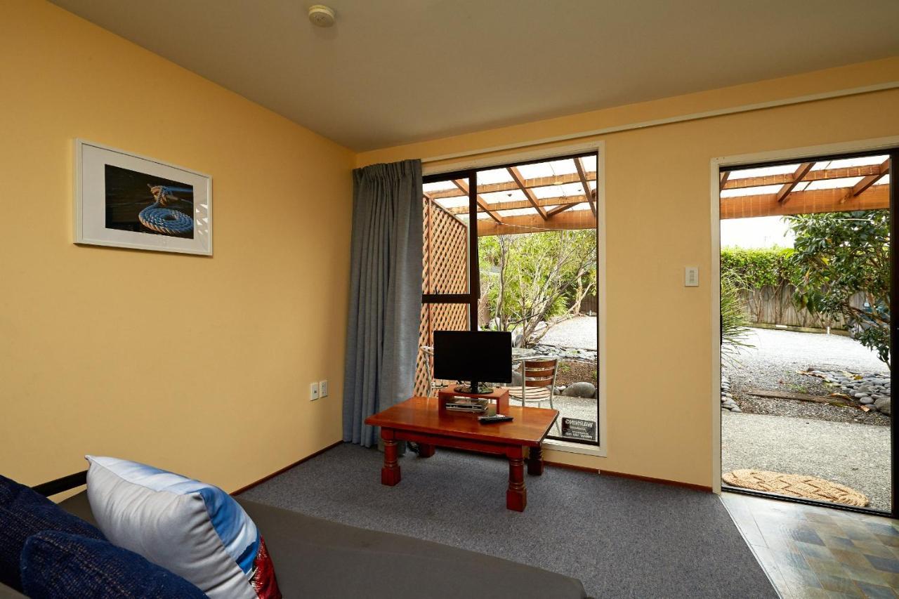Sails Motel Kaikoura Exterior photo